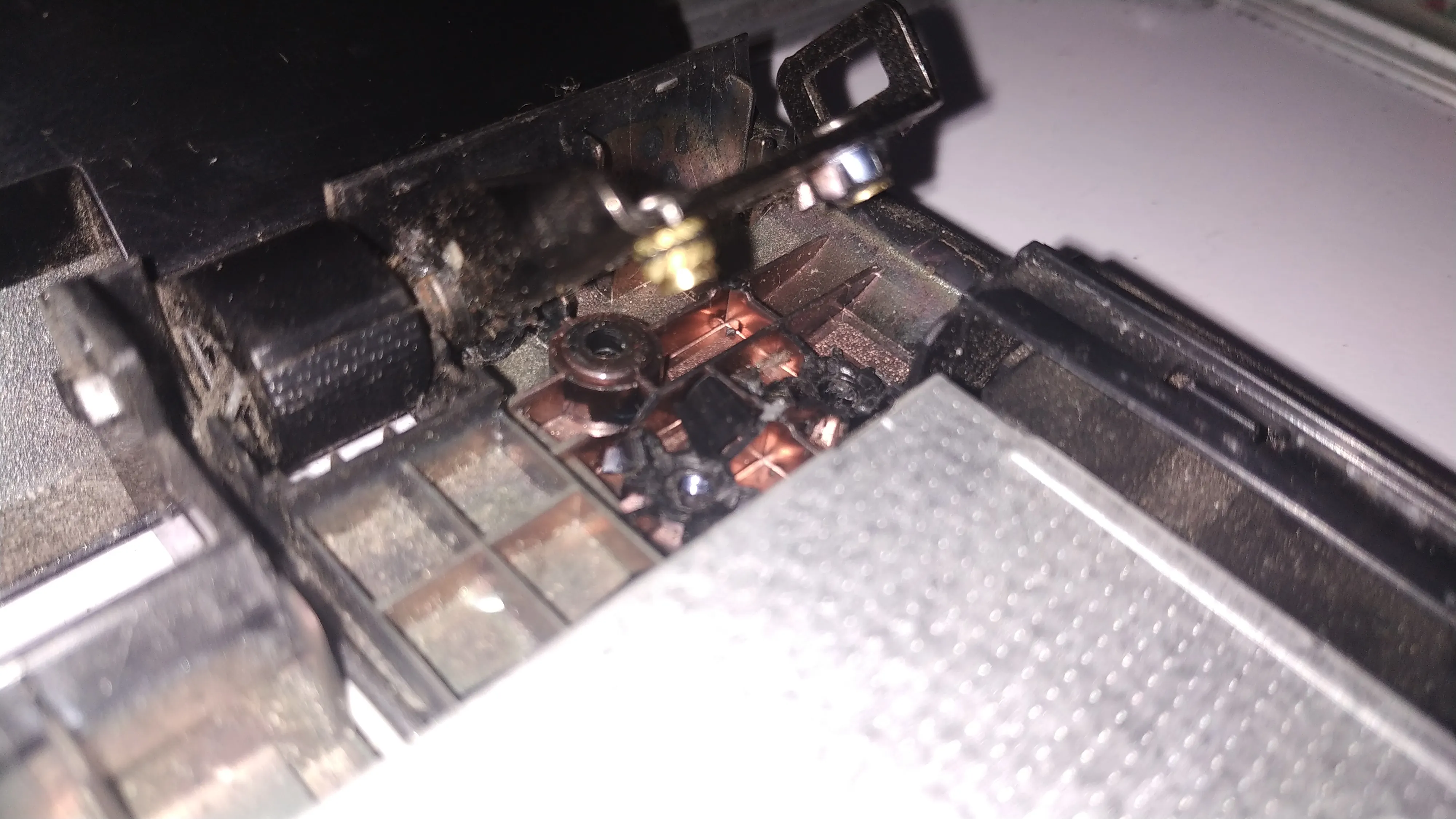 Lenovo has a weirdly designed hinge and the left and right hinges are also different