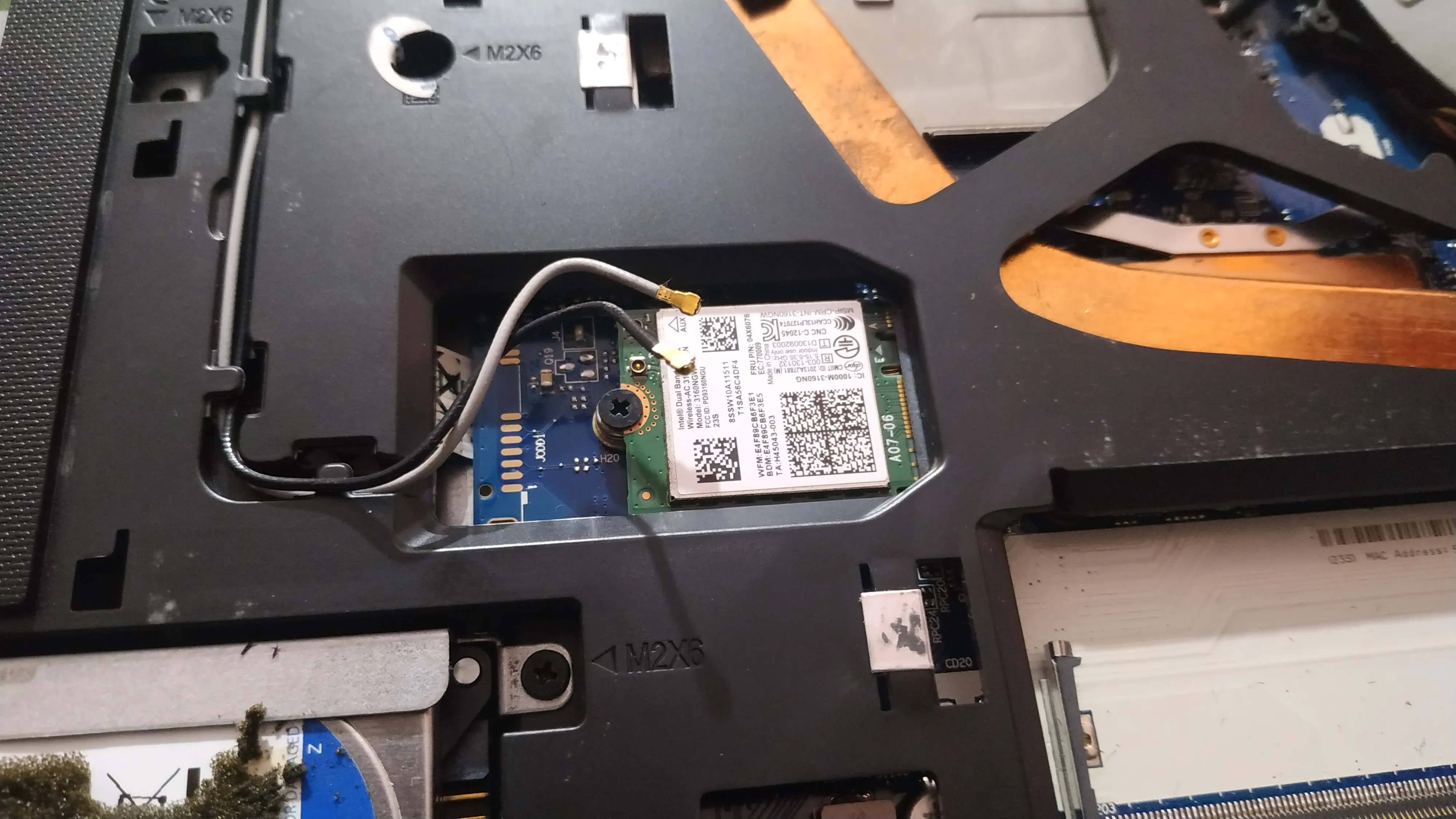 Disconnected the WiFi antenna connectors